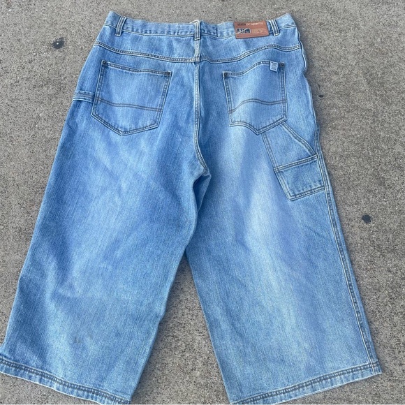 Men's Blue Denim Shorts - Picture 2 of 2